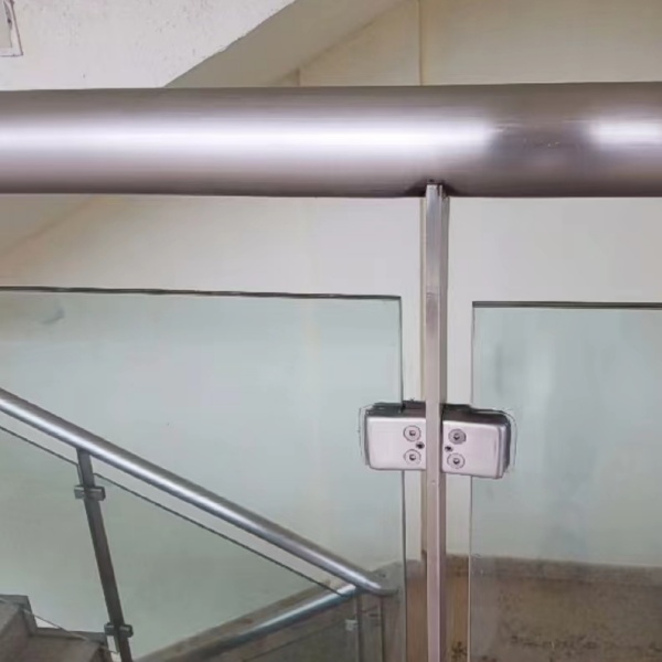不锈钢玻璃护栏