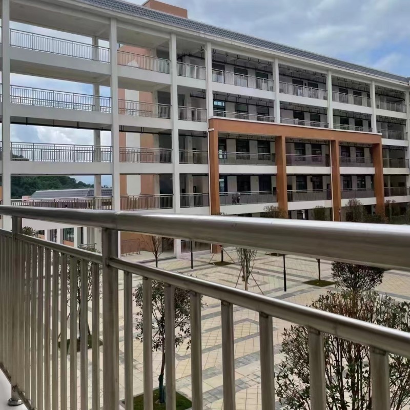 不锈钢圆管护栏
